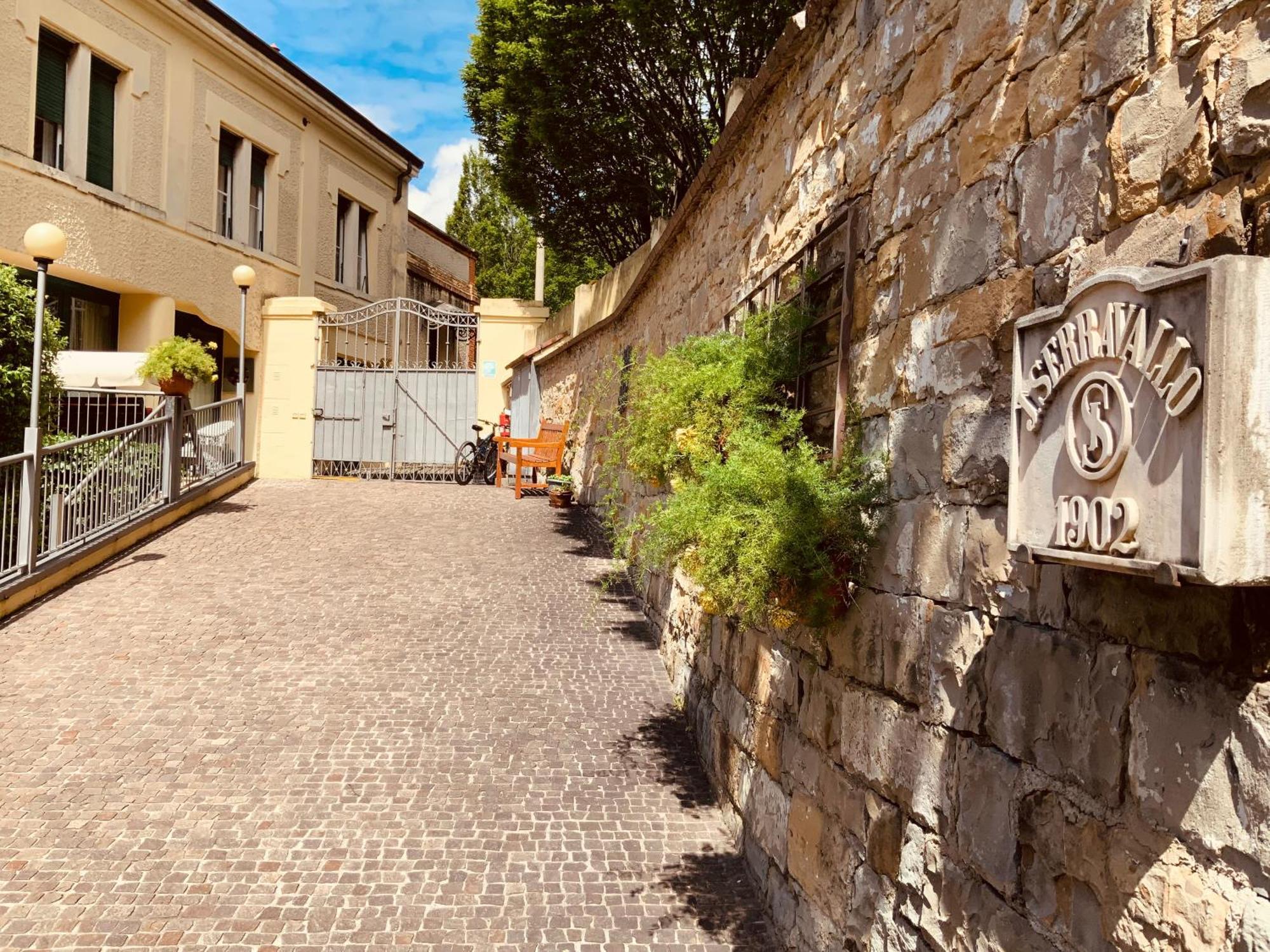Le Residenze Dei Serravallo Trieste Exterior photo